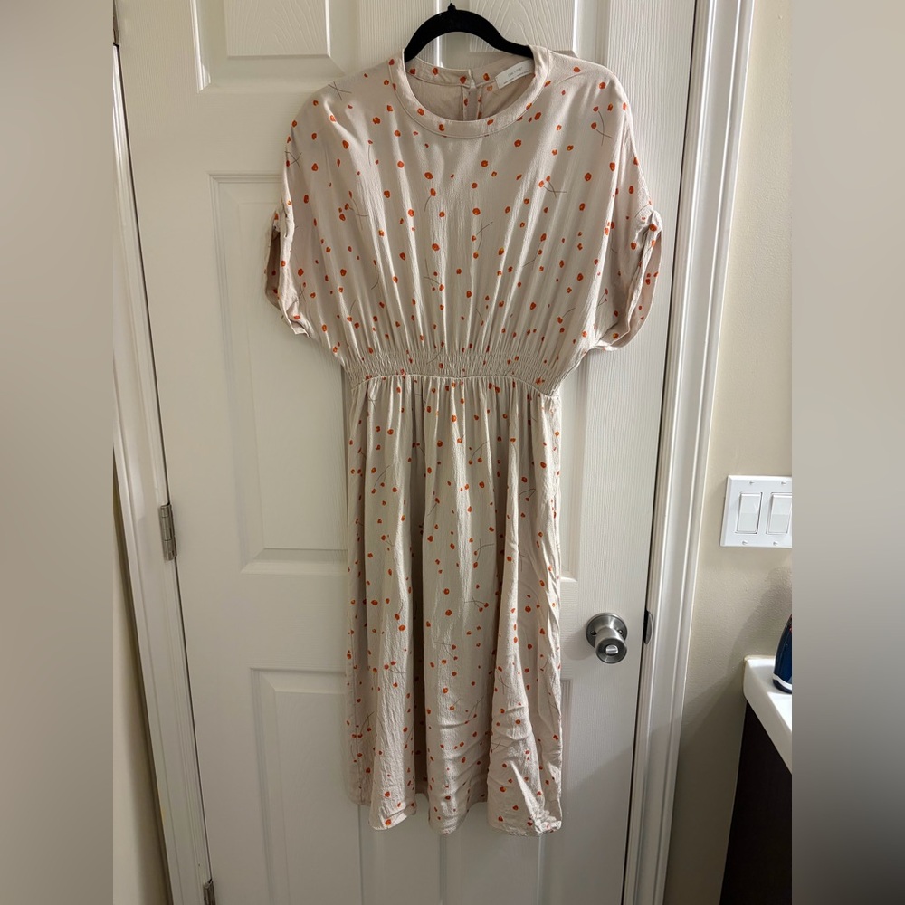 Medium Oak & Fort Dress